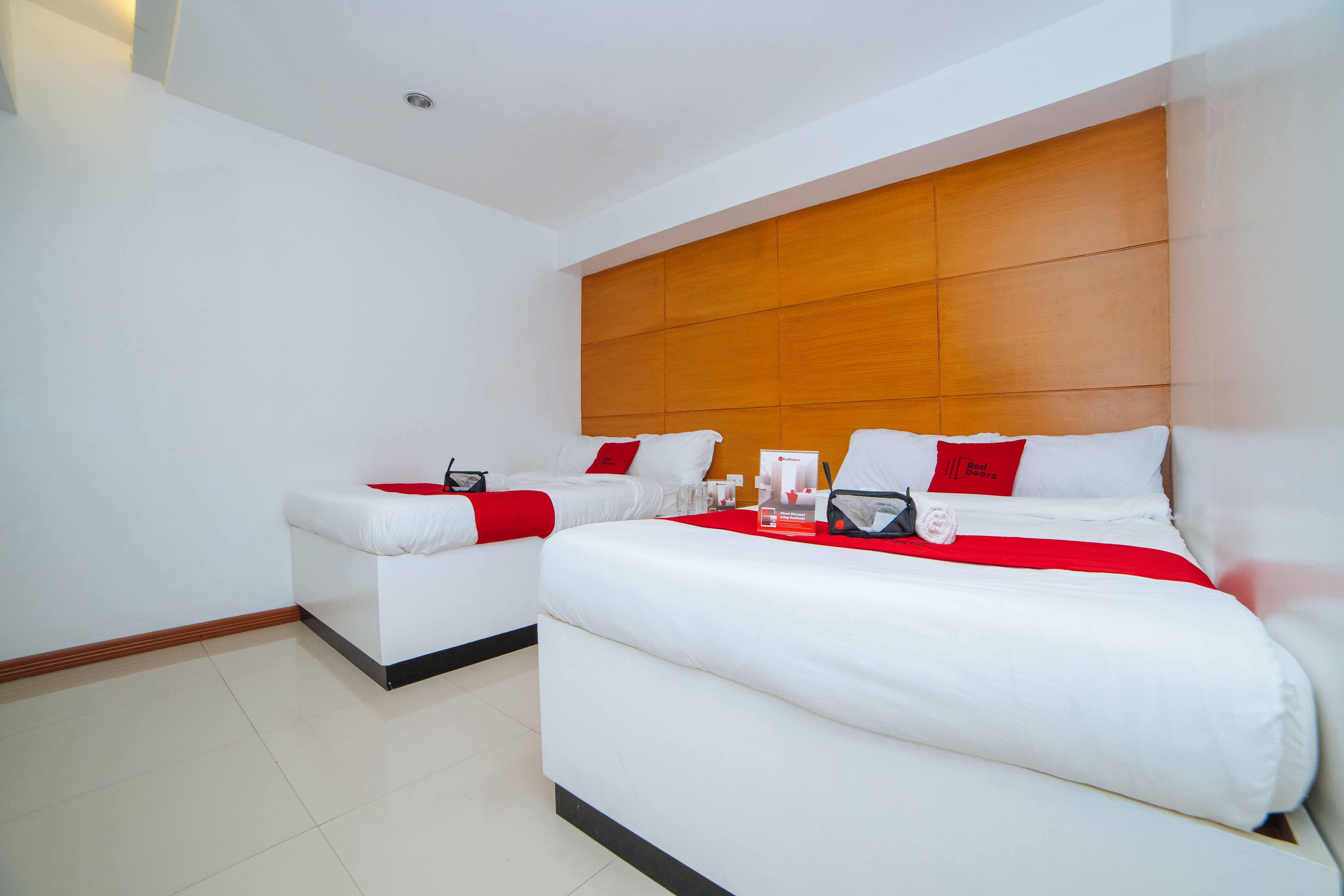 Reddoorz Near Bambang Station Hotel Manila Luaran gambar