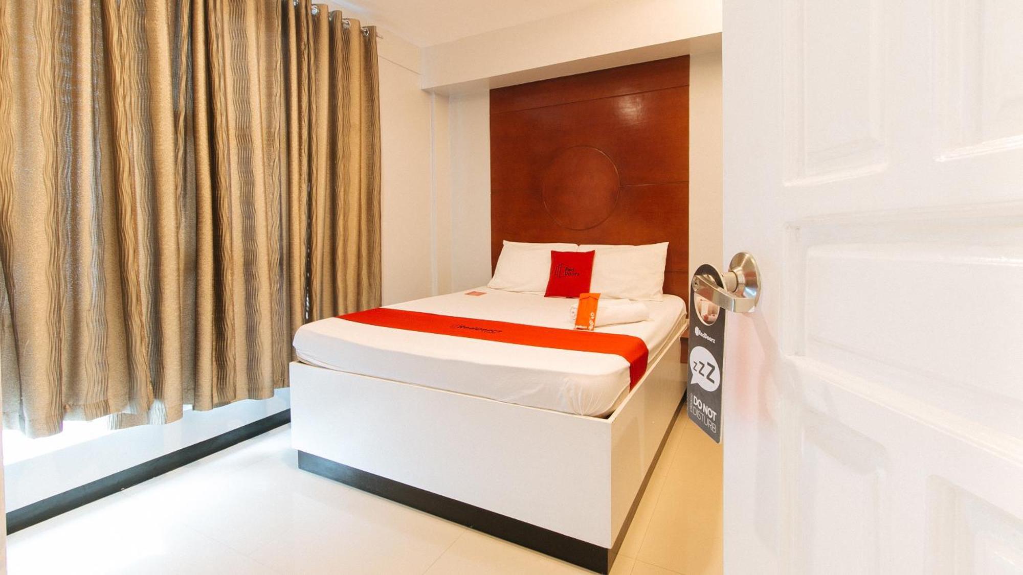 Reddoorz Near Bambang Station Hotel Manila Luaran gambar