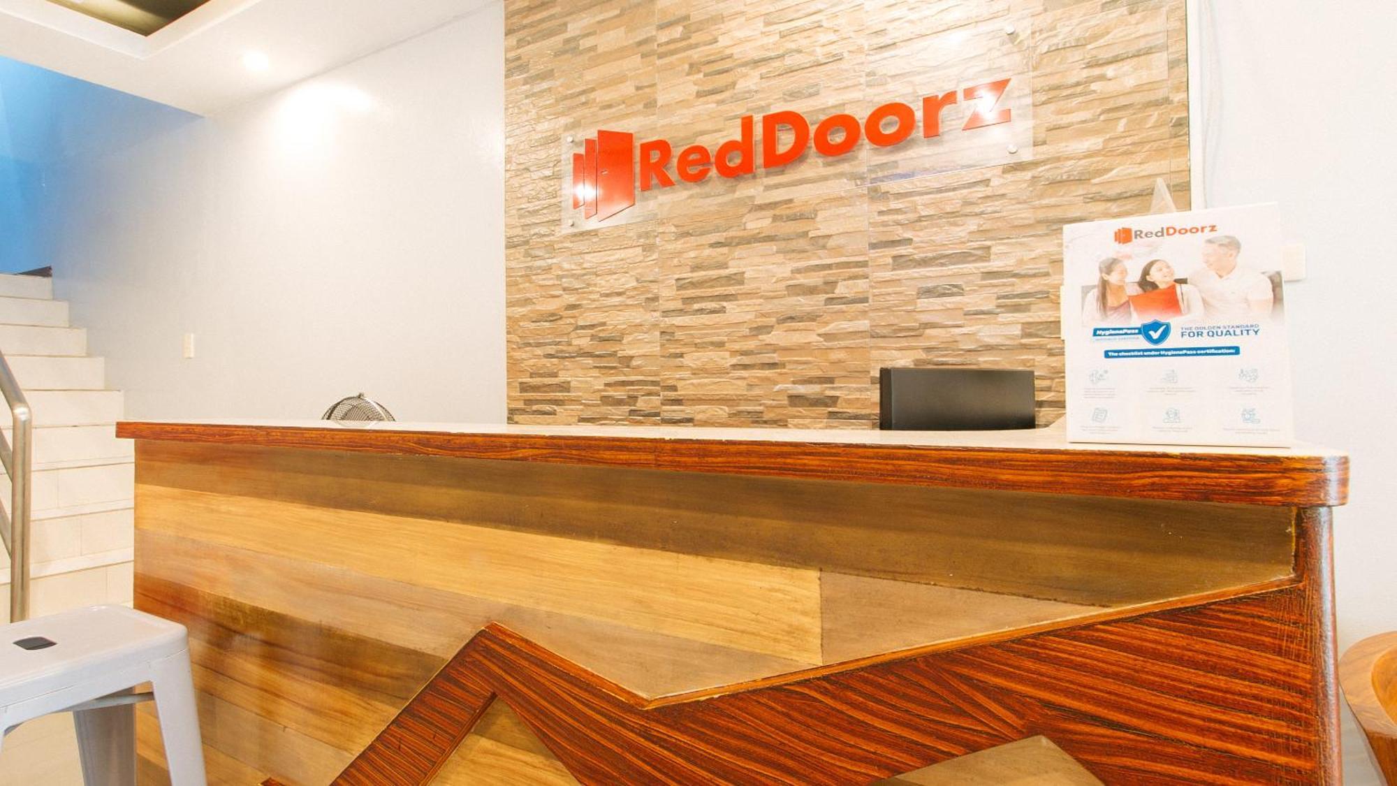 Reddoorz Near Bambang Station Hotel Manila Luaran gambar