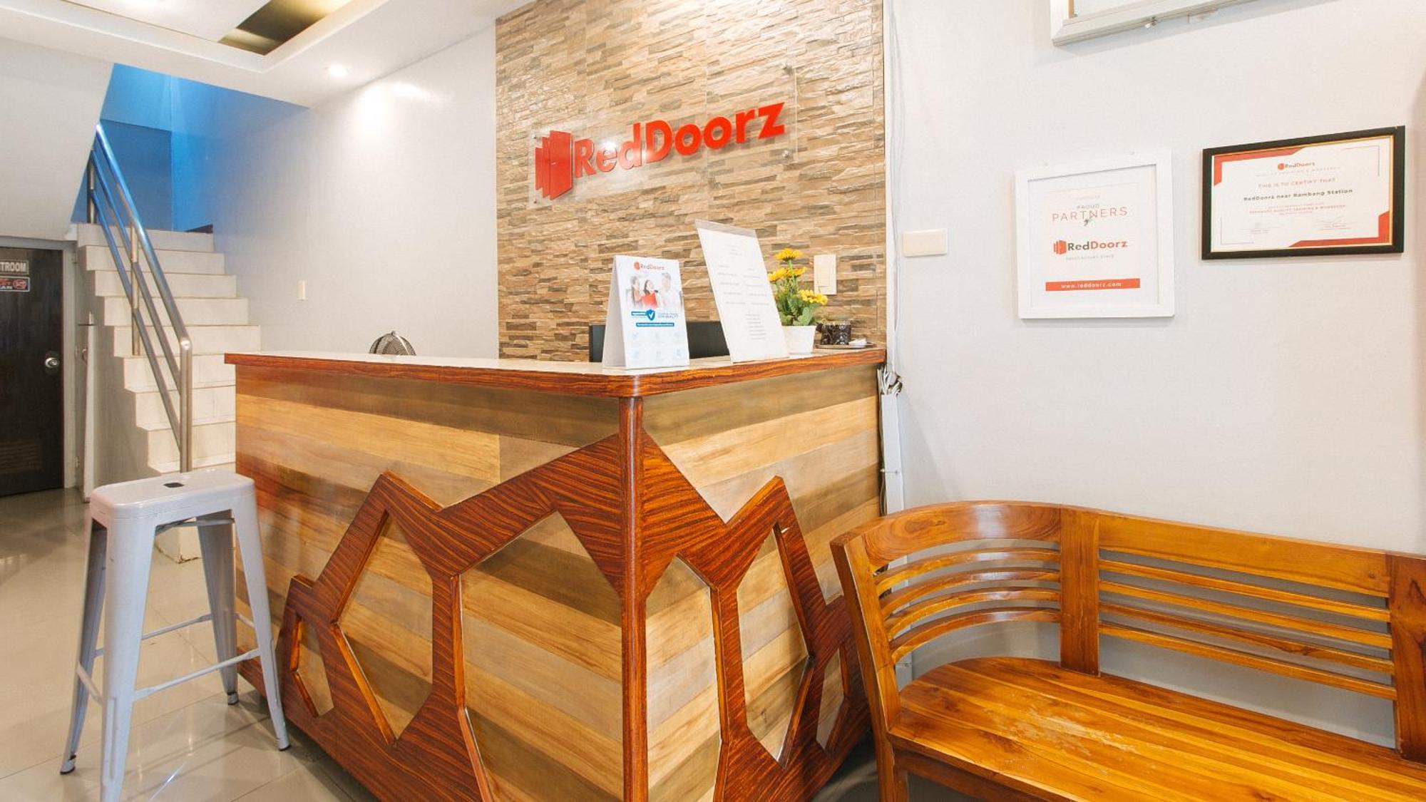 Reddoorz Near Bambang Station Hotel Manila Luaran gambar