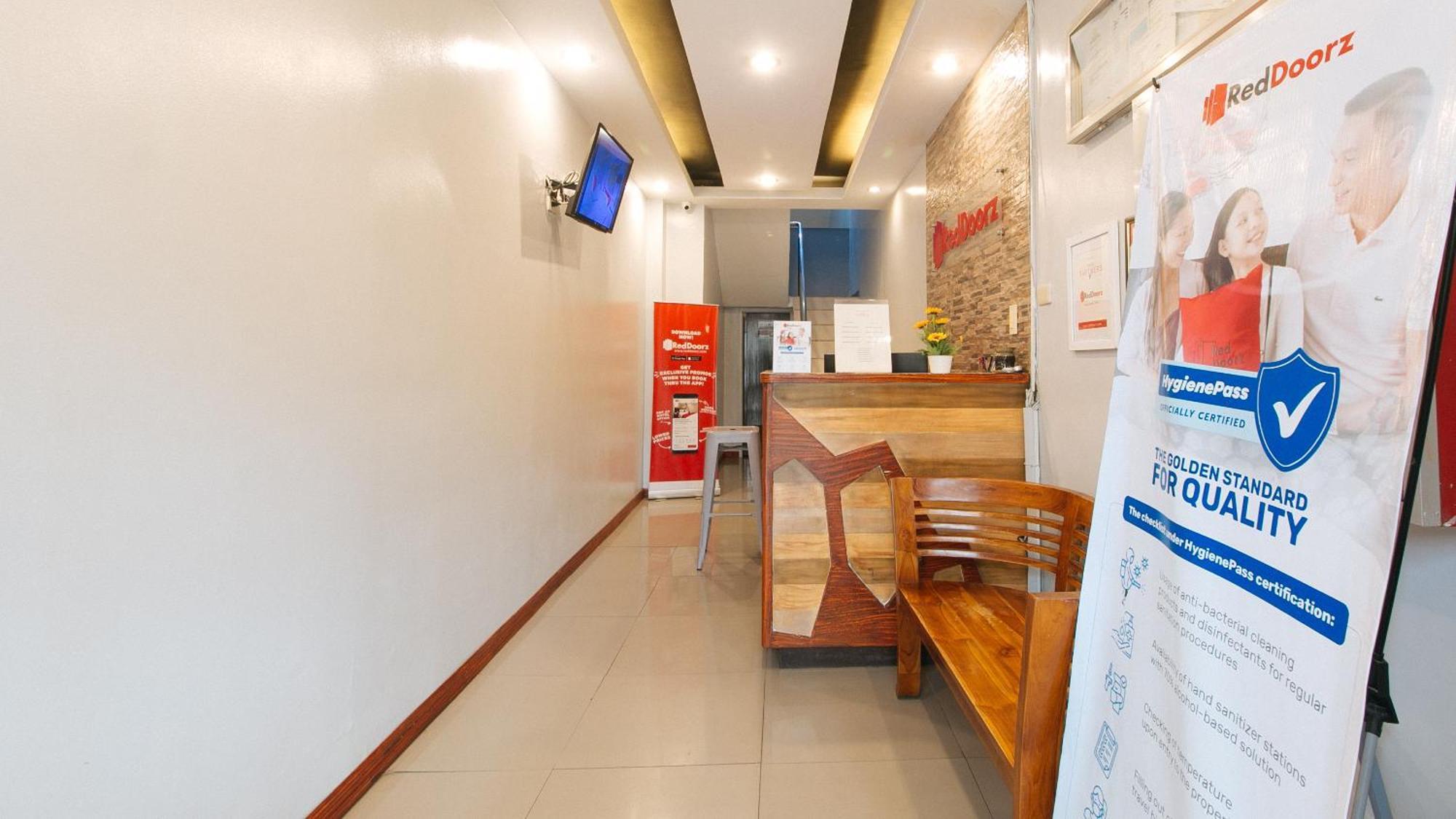 Reddoorz Near Bambang Station Hotel Manila Luaran gambar