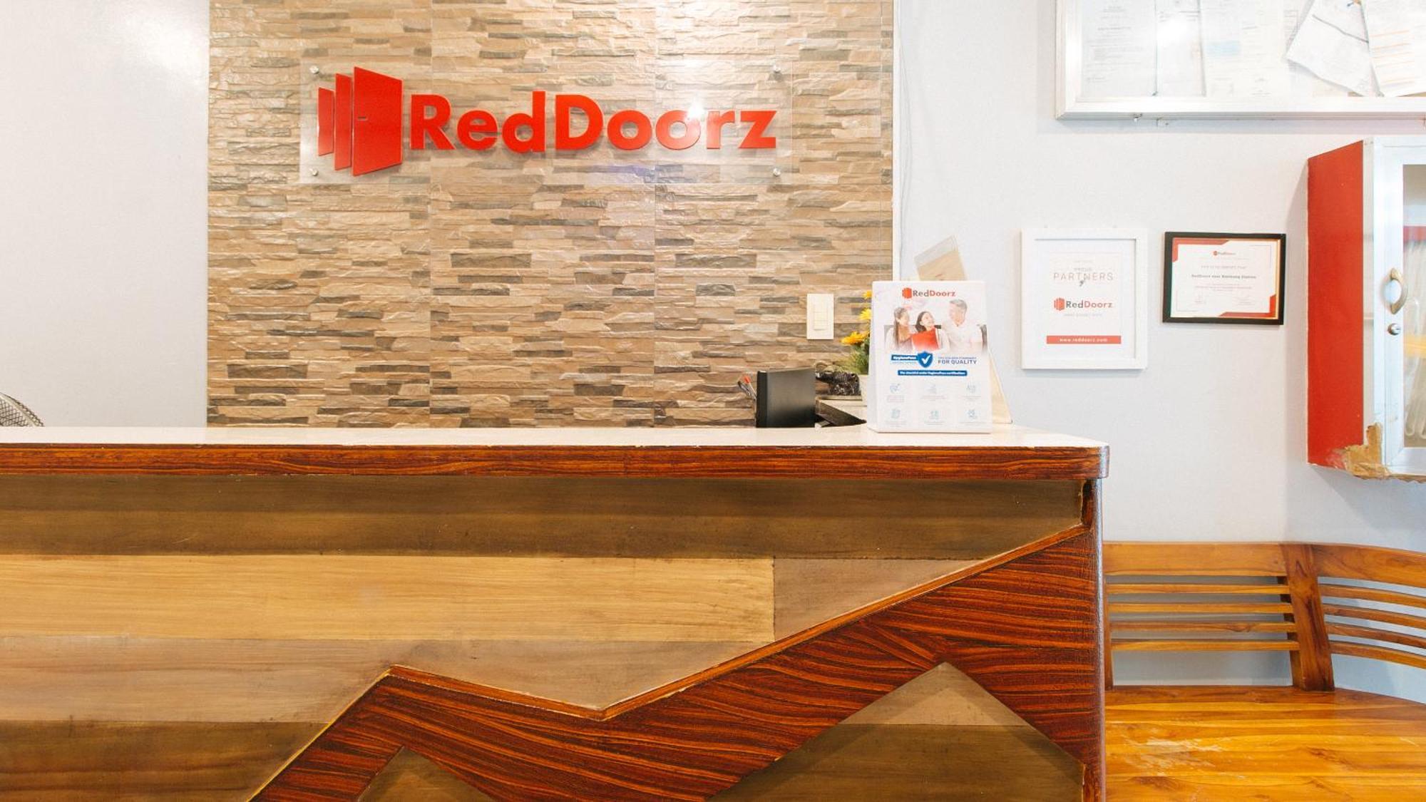 Reddoorz Near Bambang Station Hotel Manila Luaran gambar
